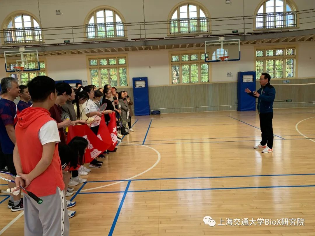 211111羽毛球2.jpg 211111羽毛球2.jpg